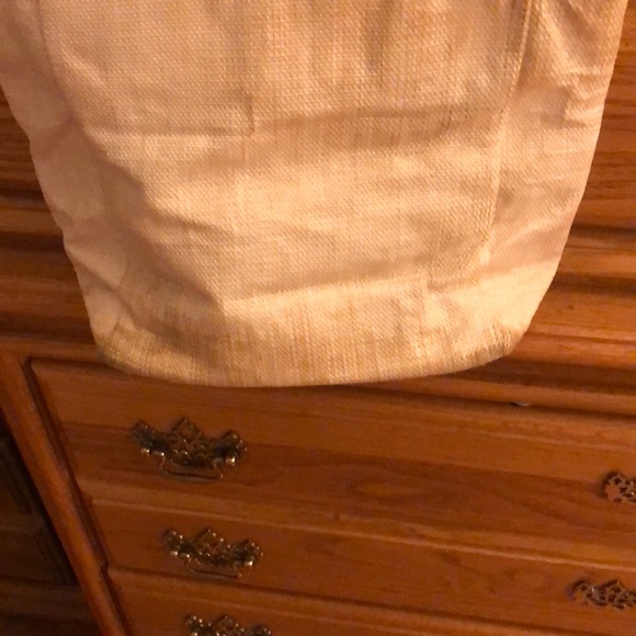 FLOWERED STRAW PURSE - Picture 3 of 3